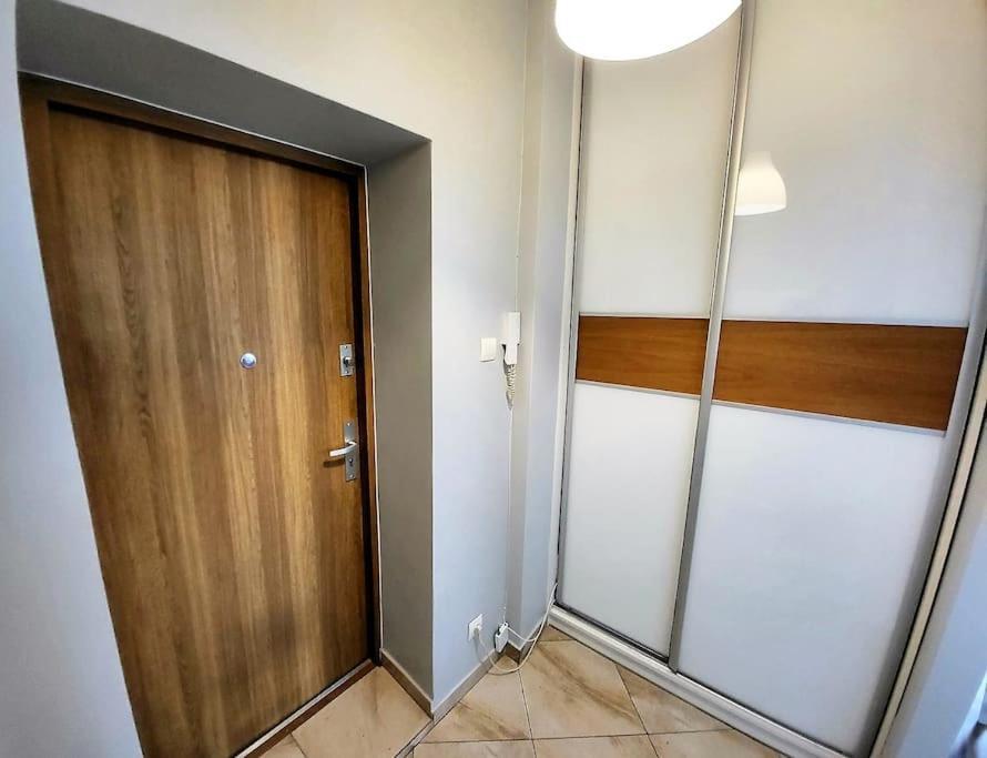 Apartament Ogrody * Wi-Fi * Jezyce * 3 Km Center Poznań Zewnętrze zdjęcie